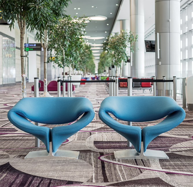 Ribbon<sup>®</sup> fauteuils im Changi Flughafen. Bilder, Modelle und mehr.